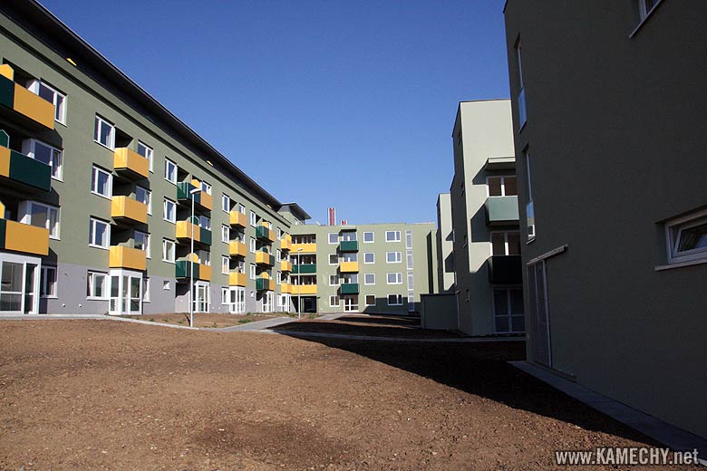 Aktuální stav stavby Kamechy I (etapa 2.) dne 4. 7. 2008