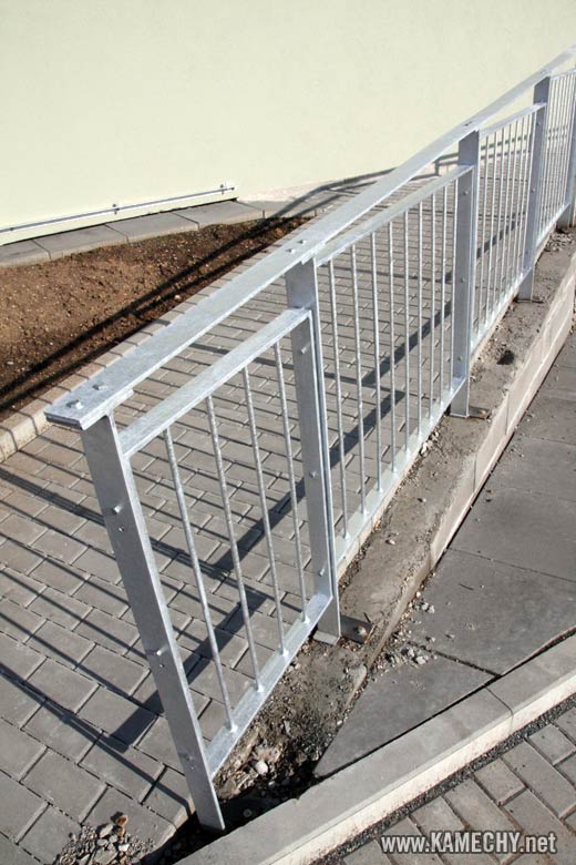 Aktuální stav stavby Kamechy I (etapa 2.) dne 4. 7. 2008