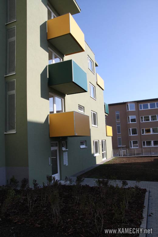 Aktuální stav stavby Kamechy I (etapa 2.) dne 4. 7. 2008