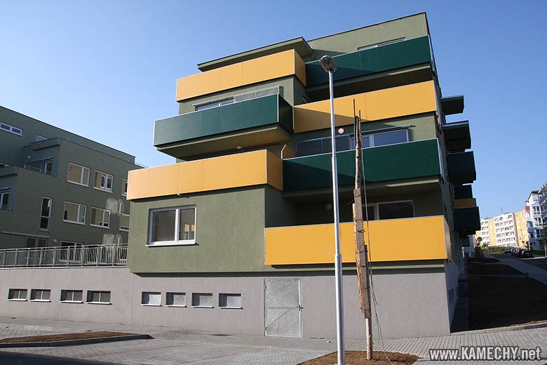 Aktuální stav stavby Kamechy I (etapa 2.) dne 4. 7. 2008