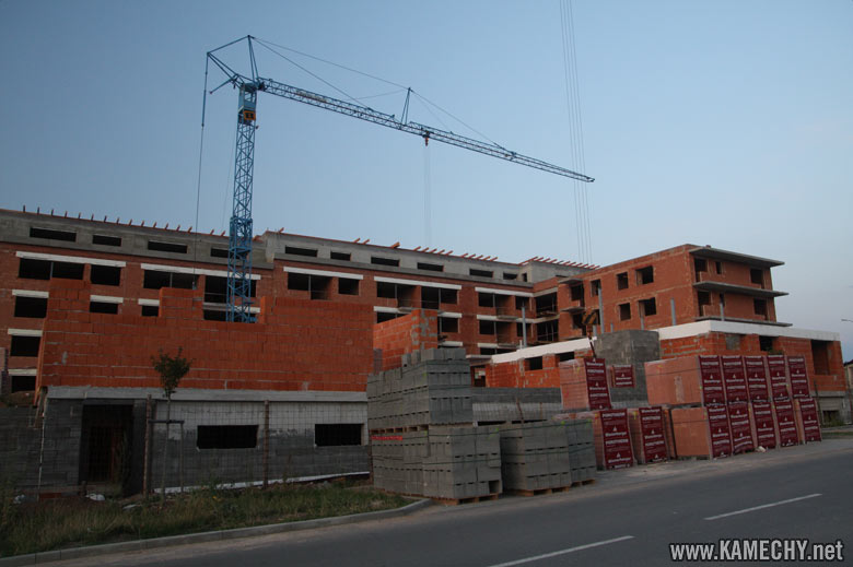 Aktuální stav stavby Kamechy I (etapa 3.) dne 28. 8. 2008