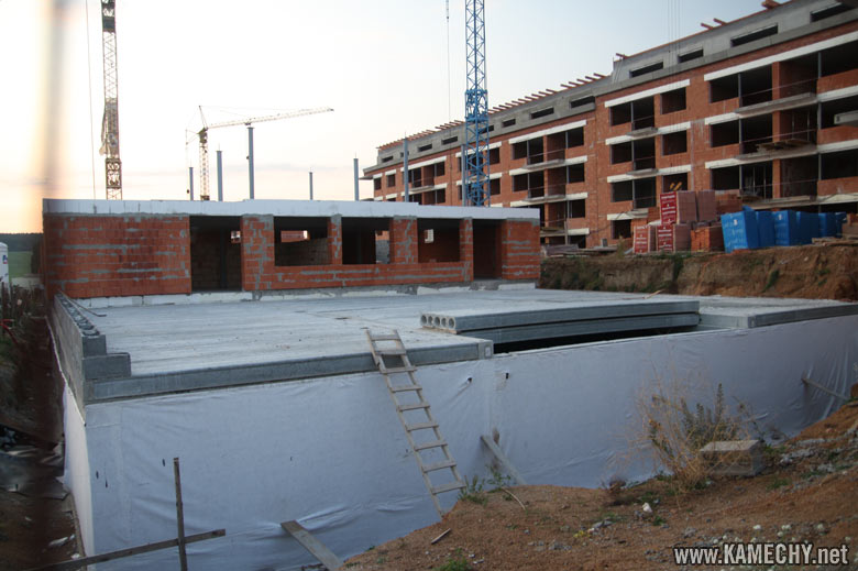 Aktuální stav stavby Kamechy I (etapa 3.) dne 28. 8. 2008