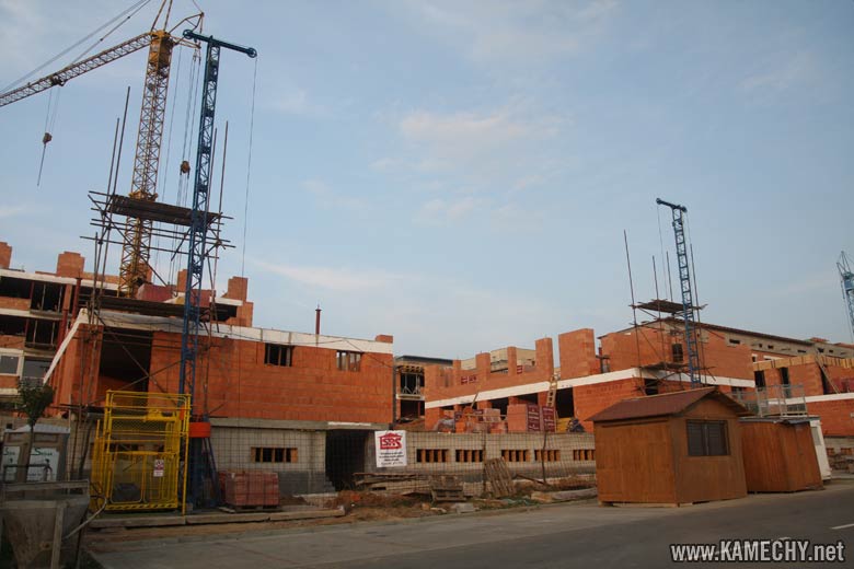 Aktuální stav stavby Kamechy I (etapa 5.) dne 12. 9. 2008