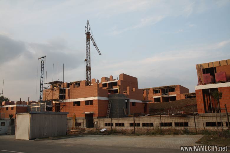 Aktuální stav stavby Kamechy I (etapa 5.) dne 12. 9. 2008