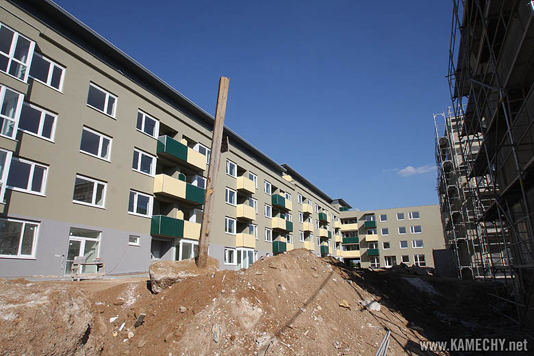 Aktuální stav stavby Kamechy I (etapa 3.) dne 25. 4. 2009