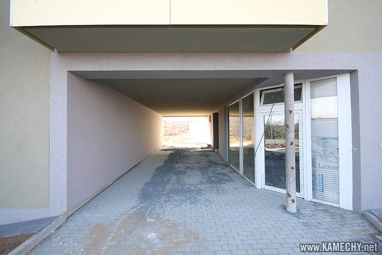 Aktuální stav stavby Kamechy I (etapa 3.) dne 25. 4. 2009